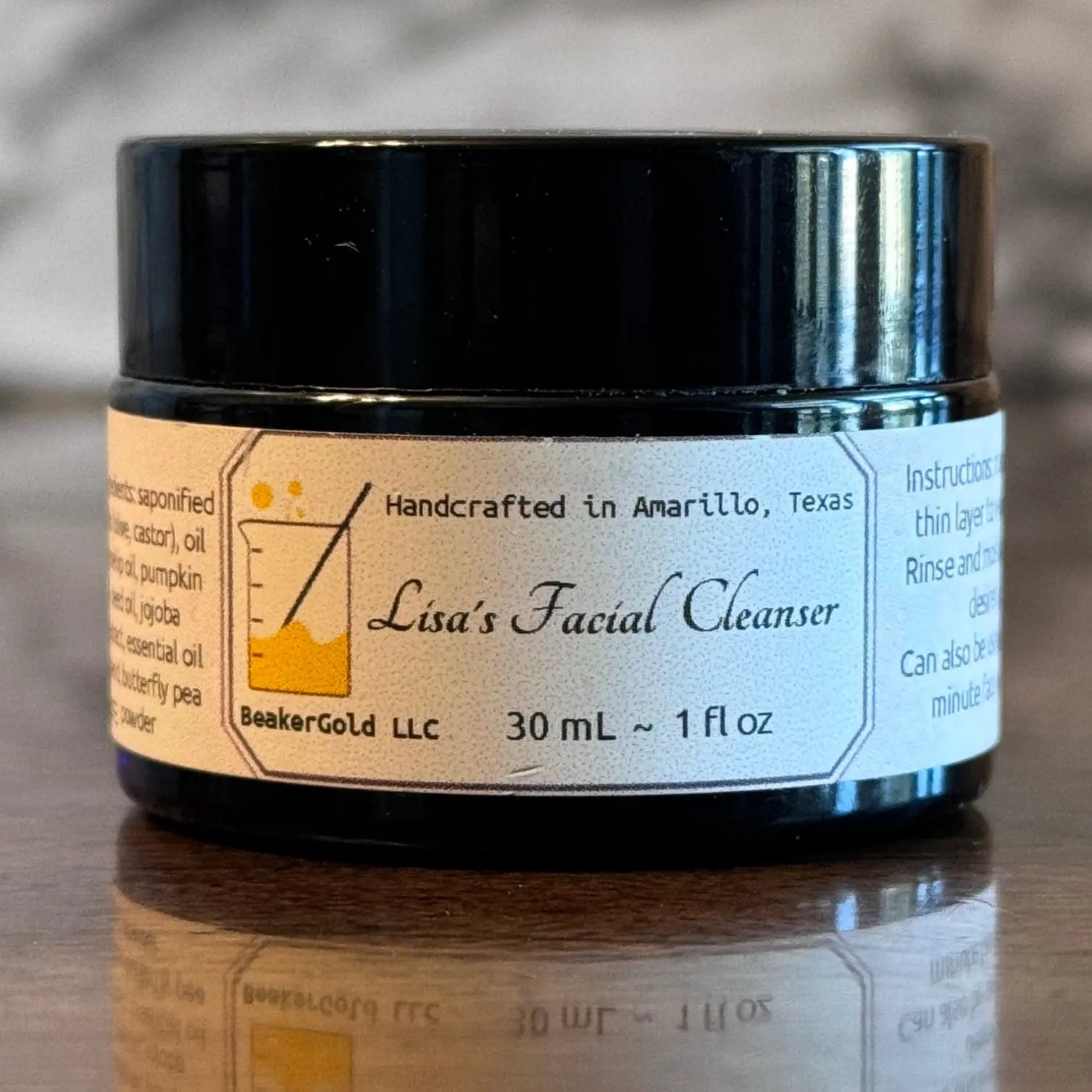 Lisa’s Facial Cleanser BeakerGold
