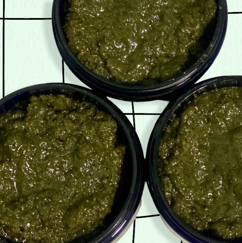 Matcha & Grapefruit Sugar Scrub BeakerGold